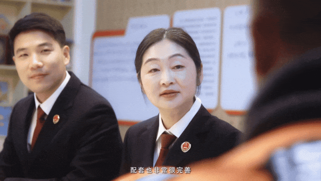 《骑士与城》：一部关于奔跑与守护的影像备忘录